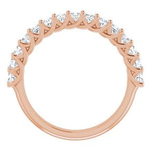 Charger l&#39;image dans la galerie, 14K Rose 1 CTW Diamond Anniversary Band
