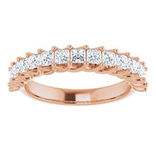 Charger l&#39;image dans la galerie, 14K Rose 1 CTW Diamond Anniversary Band
