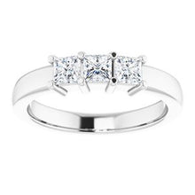 Charger l&#39;image dans la galerie, Jonc anniversaire platine 5/8 CTW Diamond
