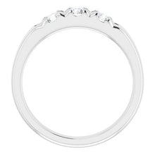 Charger l&#39;image dans la galerie, Bande d&#39;anniversaire en diamant 14K blanc 5/8 CTW
