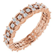 Charger l&#39;image dans la galerie, 14K Rose 5/8 CTW Diamond Eternity Band Taille 7,5
