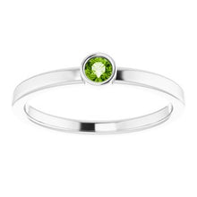Charger l'image dans la galerie, Sterling Silver Peridot Ring

