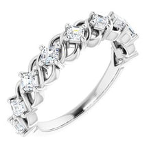 Charger l&#39;image dans la galerie, Bande d&#39;anniversaire en diamant 14K blanc 5/8 CTW
