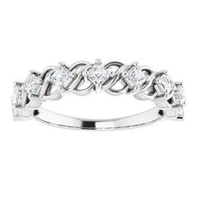 Charger l&#39;image dans la galerie, Bande d&#39;anniversaire en diamant 14K blanc 5/8 CTW

