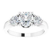 Charger l'image dans la galerie, Three-Stone Ring
