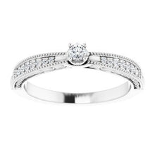 Charger l'image dans la galerie, Vintage-Inspired Rope Ring
