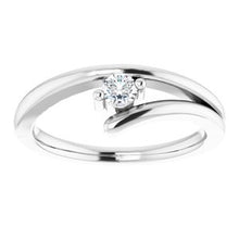 Load image into Gallery viewer, Solitaire Ring
