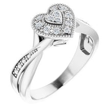 Charger l'image dans la galerie, Sterling Silver Cubic Zirconia Criss-Cross Heart Ring Size 8
