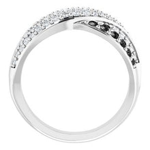 Charger l&#39;image dans la galerie, Bague en diamant 14K blanc 1 CTW noir et blanc
