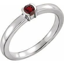 Charger l'image dans la galerie, Sterling Silver Mozambique Garnet Family Stackable Ring

