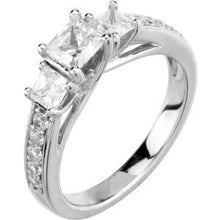 Charger l&#39;image dans la galerie, Three-Stone Engagement Ring or Band
