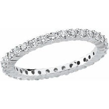 Charger l&#39;image dans la galerie, 18K White 1 CTW Diamond Eternity Band Taille 8

